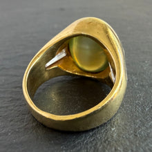 Load image into Gallery viewer, Cats Eye Chrysoberyl Ring
