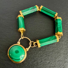 Load image into Gallery viewer, Malachite Padlock Bracelet
