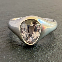 Load image into Gallery viewer, ROCKS Bespoke Grey Sapphire Ring
