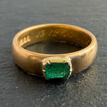Load image into Gallery viewer, ROCKS Bespoke Small Emerald Ring
