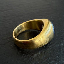 Load image into Gallery viewer, Sapphire Intaglio Ring

