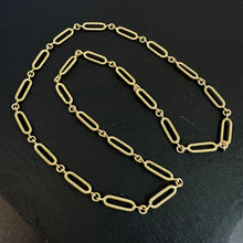 Load image into Gallery viewer, Vintage 18k Gold Chain
