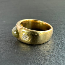 Load image into Gallery viewer, Chrysoberyl &amp; Diamond Ring
