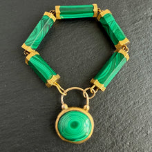 Load image into Gallery viewer, Malachite Padlock Bracelet
