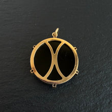 Load image into Gallery viewer, Antique Cameo Pendant
