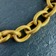 Load image into Gallery viewer, Gold Link Bracelet
