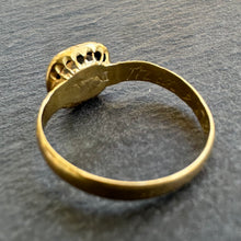 Load image into Gallery viewer, Rock Crystal Mourning Ring
