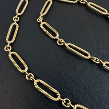 Load image into Gallery viewer, Vintage 18k Gold Chain

