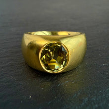 Load image into Gallery viewer, Bespoke Tanzanian Chrysoberyl Ring
