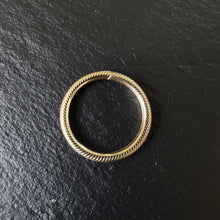 Load image into Gallery viewer, 14k Gold Split Ring 6
