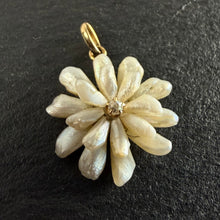 Load image into Gallery viewer, Pearl Flower Pendant
