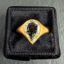 Load image into Gallery viewer, ROCKS Bespoke 1.7ct Diamond Pear Ring
