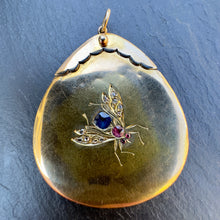 Load image into Gallery viewer, Gold Fly Pendant
