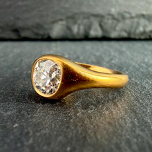 Load image into Gallery viewer, ROCKS Bespoke 1.39ct OMC Diamond Ring
