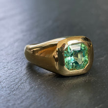 Load image into Gallery viewer, Mint Green Colombian Emerald Ring
