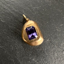 Load image into Gallery viewer, 20k Gold Sapphire Pendant 1
