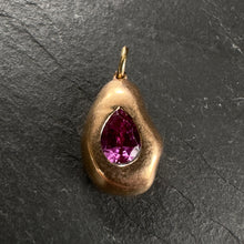 Load image into Gallery viewer, 20k Gold Sapphire Pendant 14
