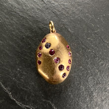 Load image into Gallery viewer, 20k Gold Sapphire Pendant 6
