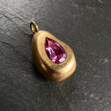 Load image into Gallery viewer, 20k Gold Madagascar Sapphire Pendant 3

