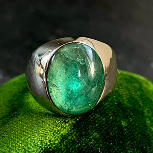 Colombian Emerald Signet Ring