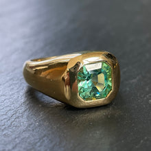 Load image into Gallery viewer, Mint Green Colombian Emerald Ring
