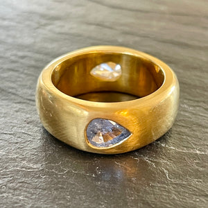 Bespoke Sapphire & Diamond *Gemini* Ring