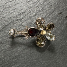 Load image into Gallery viewer, Harlequin Pansy Comet
