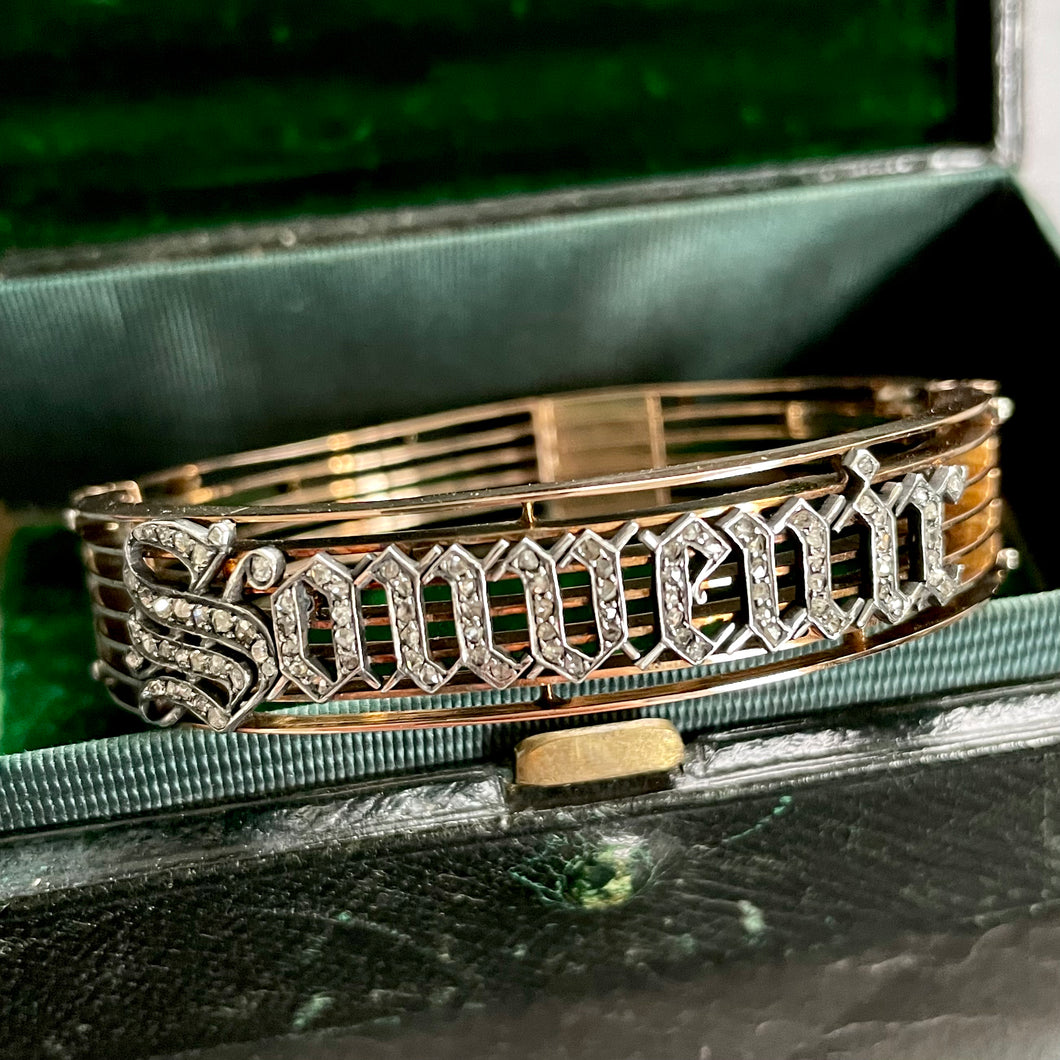 Souvenir Gate Bangle