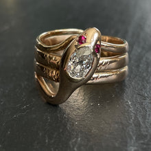 Load image into Gallery viewer, Diamond Snake Ring
