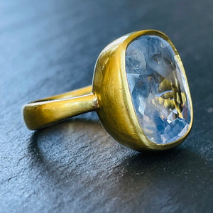 Bespoke Ceylon Sapphire Ring
