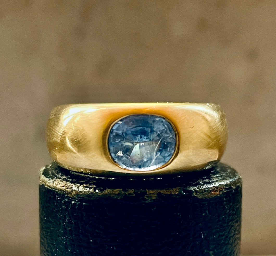 Bespoke Antique Sapphire Ring