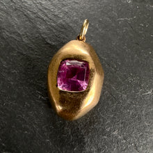 Load image into Gallery viewer, 20k Gold Sapphire Pendant 6
