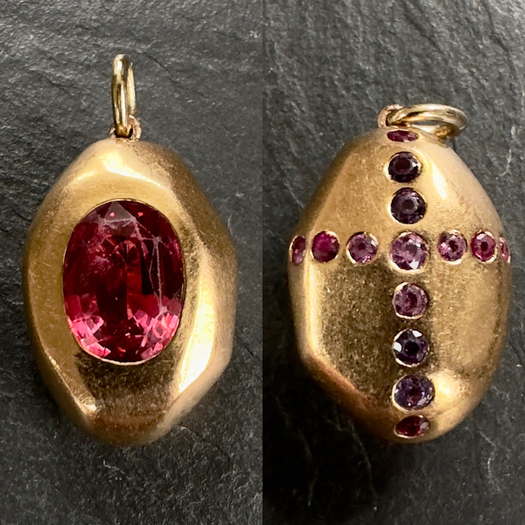 20k Gold Sapphire Pendant 11