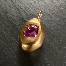 Load image into Gallery viewer, 20k Gold Sapphire Pendant 6
