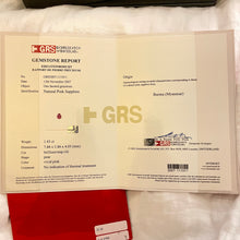 Load image into Gallery viewer, 20k Gold Sapphire Pendant 14
