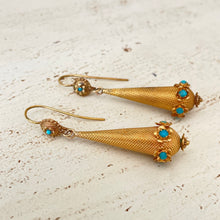 Load image into Gallery viewer, Turquoise Flower Earrings
