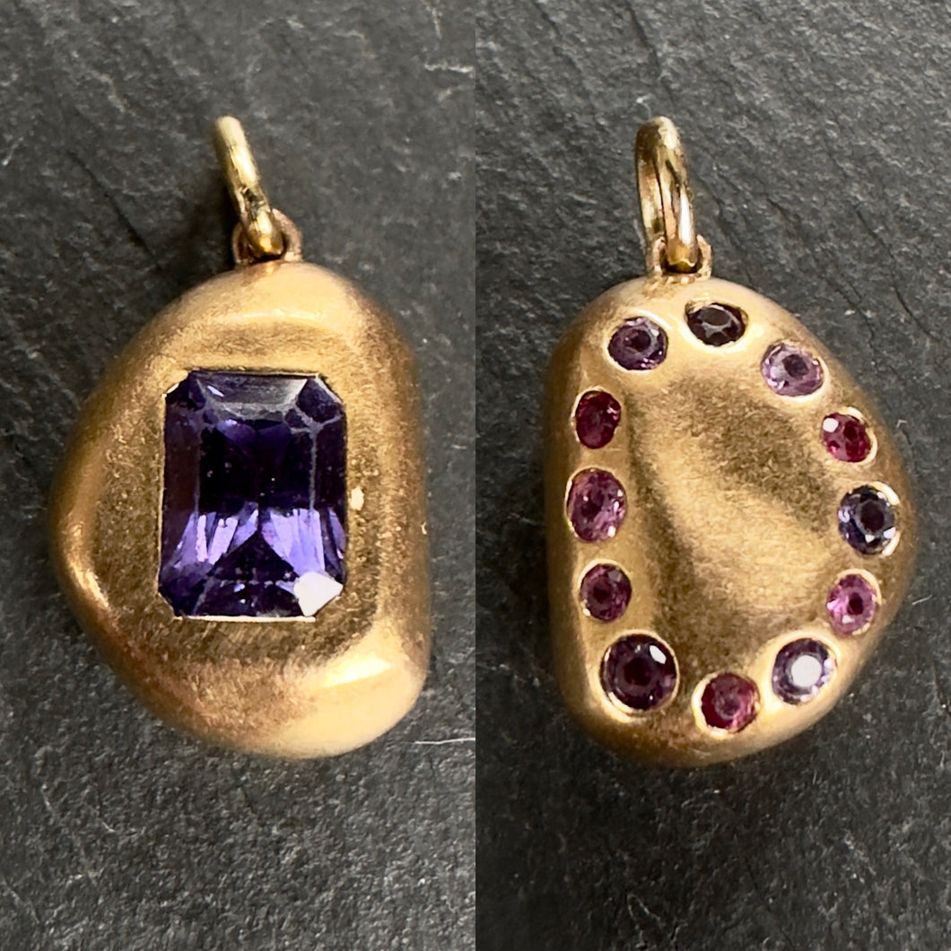 20k Gold Sapphire Pendant 1