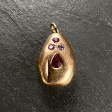 Load image into Gallery viewer, 20k Gold Sapphire Pendant 12
