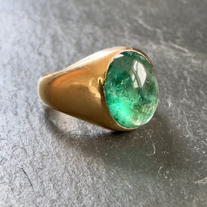 APOR Bespoke ~ Emerald Signet Ring