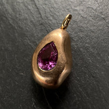 Load image into Gallery viewer, 20k Gold Sapphire Pendant 14
