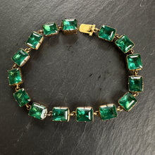Load image into Gallery viewer, Green Paste Bracelet
