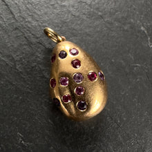 Load image into Gallery viewer, 20k Gold Padparadscha Sapphire Pendant 13
