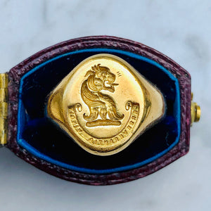 ‘Perseverantia Vincit’ Signet Ring