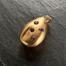 Load image into Gallery viewer, 20k Gold Madagascar Sapphire Pendant 3
