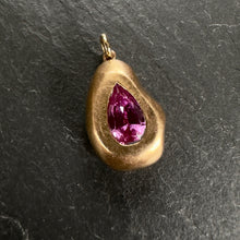 Load image into Gallery viewer, 20k Gold Madagascar Sapphire Pendant 3
