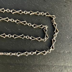 French Silver Chain