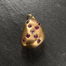Load image into Gallery viewer, 20k Gold Sapphire Pendant 15
